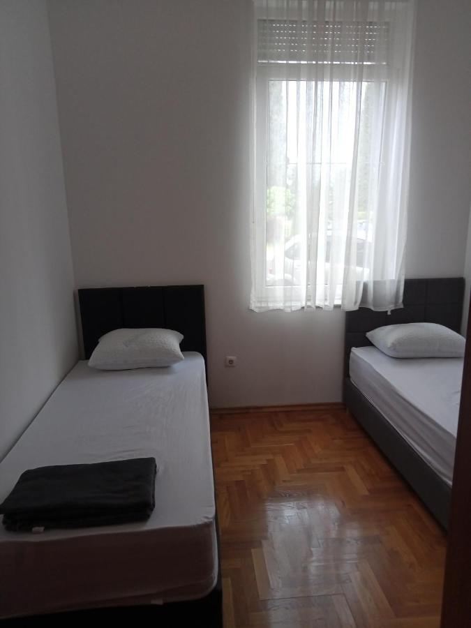 Apartman Mara Ловран Экстерьер фото