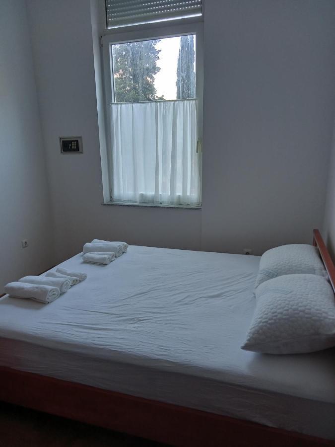 Apartman Mara Ловран Экстерьер фото