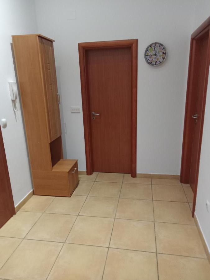 Apartman Mara Ловран Экстерьер фото